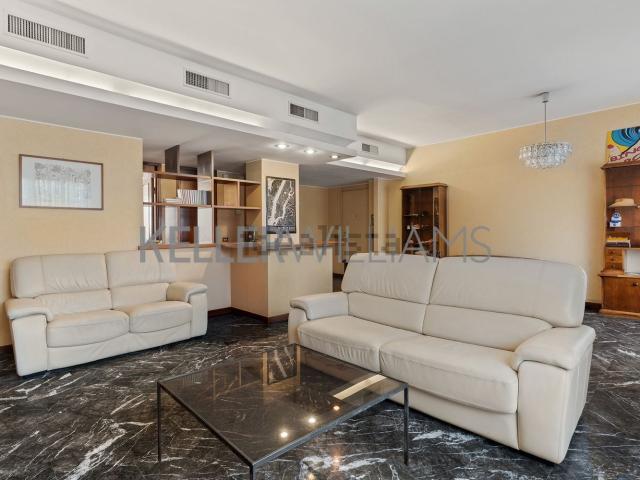 Appartamento in affitto di 99 m² in Via Messina, 47
