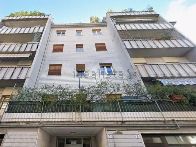 Appartamento in affitto di 99 m² in Via Palermo, 7