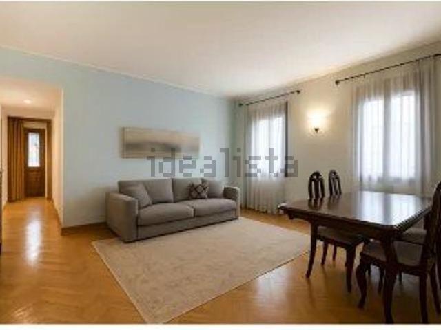 Appartamento in affitto di 100 m²