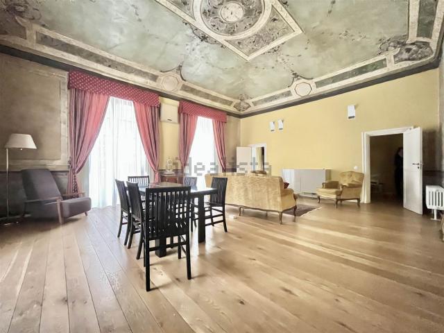 Appartamento in affitto di 100 m²