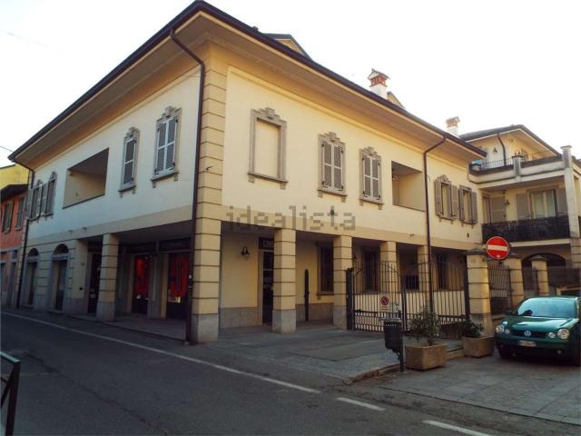 Appartamento in affitto di 100 m² in Via Clateo Castellini, 23