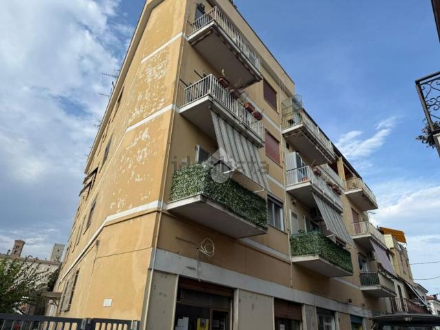 Appartamento in affitto di 100 m² in Via Antonia Martucci, 3