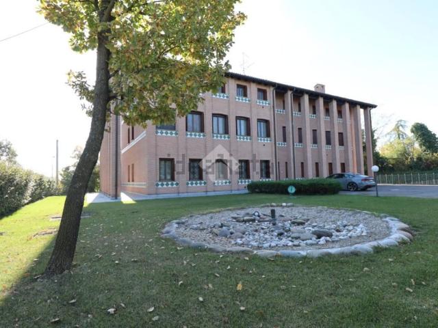 Appartamento in affitto di 100 m² in Via Abetone Superiore, 146