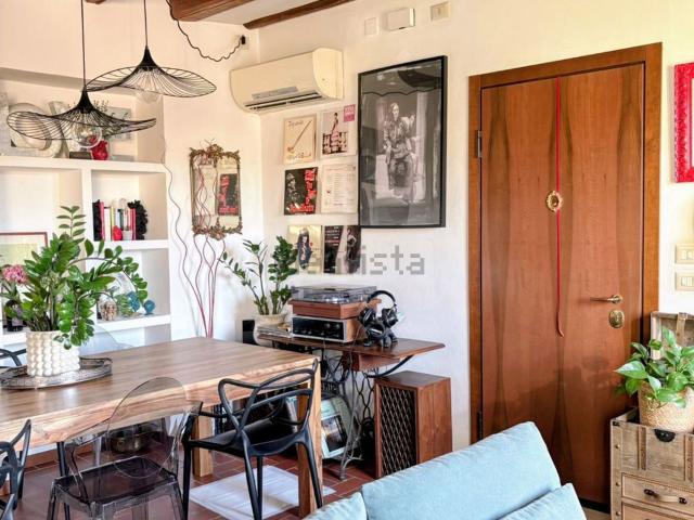 Appartamento in affitto di 100 m² in Via Abramo Massalongo, 3