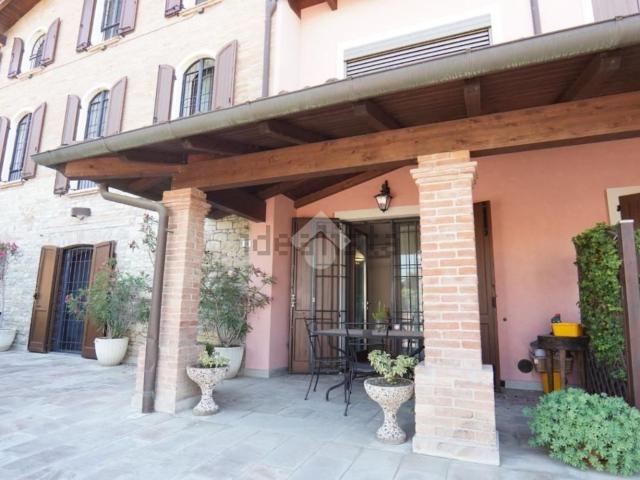 Appartamento in affitto di 100 m² in Via Adige, 13