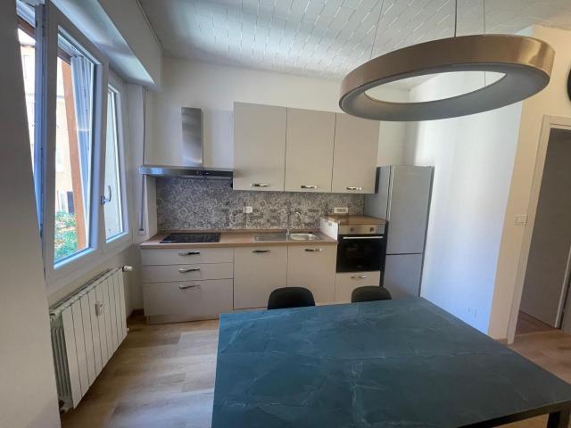 Appartamento in affitto di 100 m² in Via Arcivescovo Romilli, 28