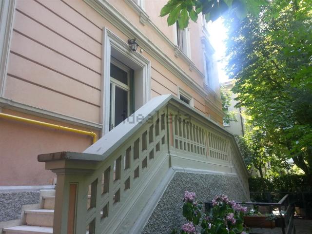 Appartamento in affitto di 100 m² in Via Augusto Murri, 39