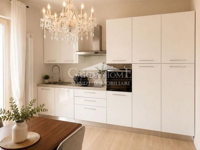 Appartamento in affitto di 100 m² in Via Bonvicino