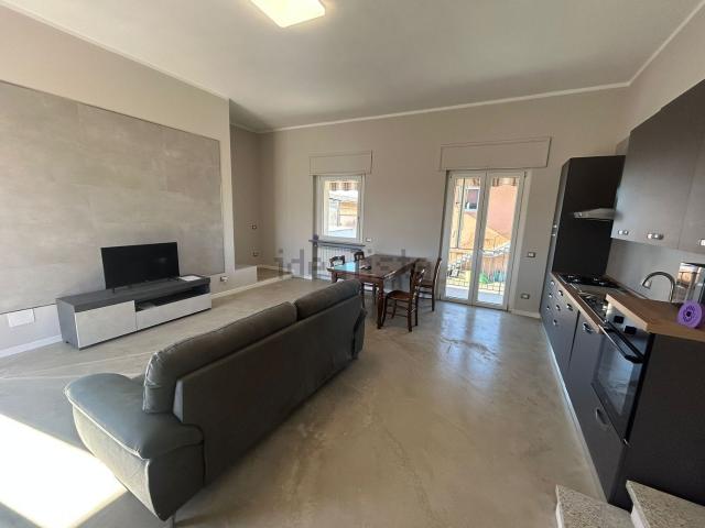 Appartamento in affitto di 100 m² in Via Bergamo, 40