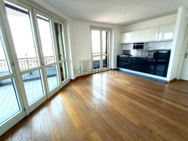 Appartamento in affitto di 100 m² in Via Gerolamo Tiraboschi, 8