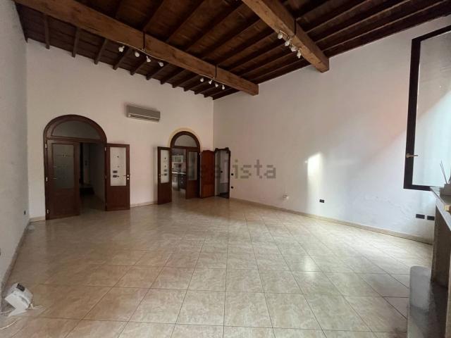 Appartamento in affitto di 100 m² in Via Giuseppe Mazzini