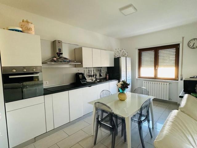 Appartamento in affitto di 100 m² in Via Guglielmo Marconi
