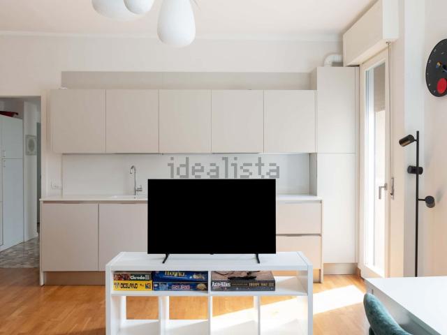 Appartamento in affitto di 100 m² in Via Domodossola, 21