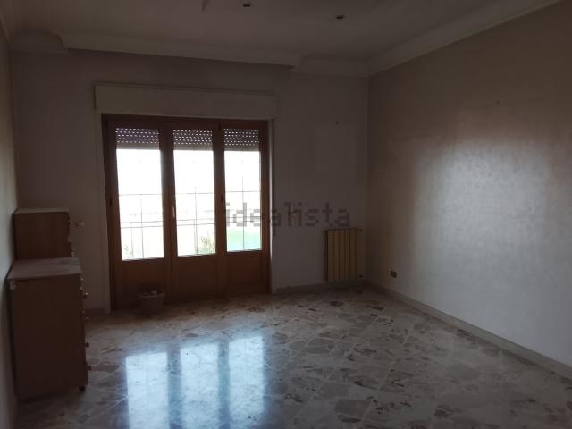 Appartamento in affitto di 100 m² in Via Dante Alighieri