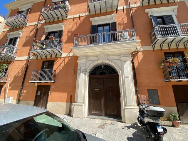Appartamento in affitto di 100 m² in Via dei Candelai, 105