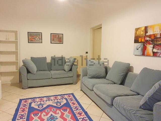 Appartamento in affitto di 100 m² in Via dei Pilastri