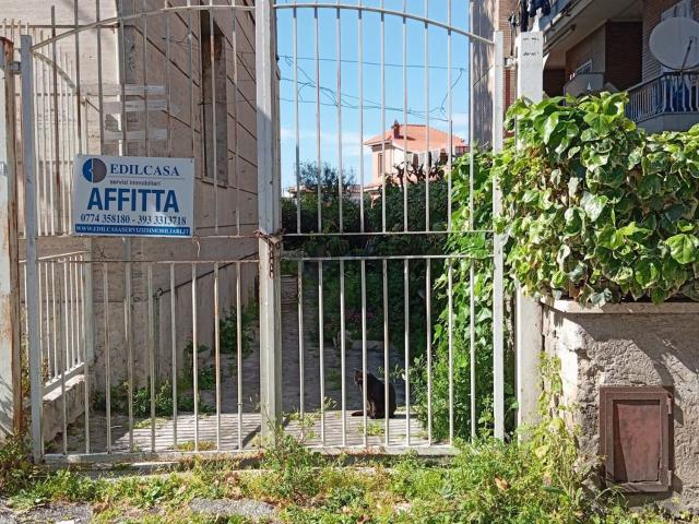 Appartamento in affitto di 100 m² in Via delle Rose