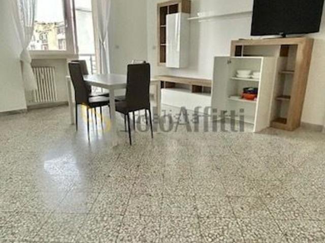 Appartamento in affitto di 100 m² in Via di Tullio Vito Nicola, 66