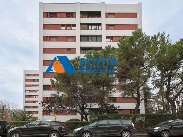 Appartamento in affitto di 100 m² in Via Duccio di Boninsegna, 8