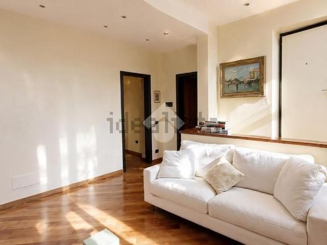 Appartamento in affitto di 100 m² in Via Ercole Ferrario, 6