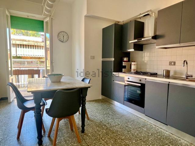 Appartamento in affitto di 100 m² in Via Ermenegildo Pistelli