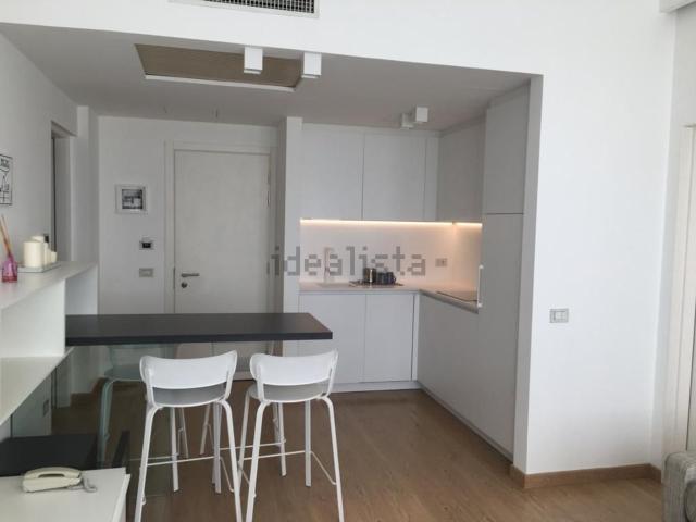 Appartamento in affitto di 100 m² in Via FOLENGO
