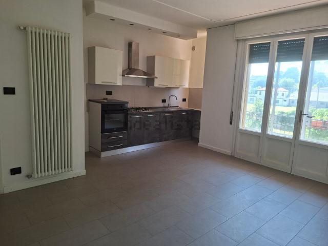 Appartamento in affitto di 100 m² in Via Ferdinando Paer, 3