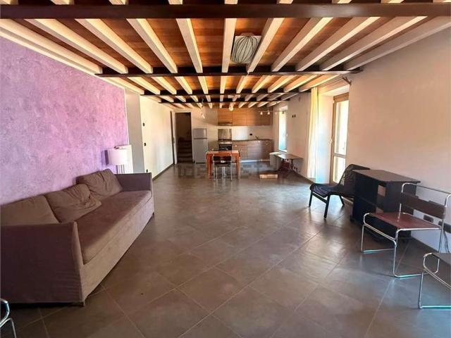 Appartamento in affitto di 100 m² in Via Filagni, 3