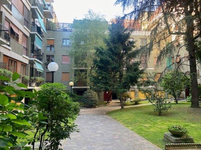Appartamento in affitto di 100 m² in Via Francesco de Sanctis
