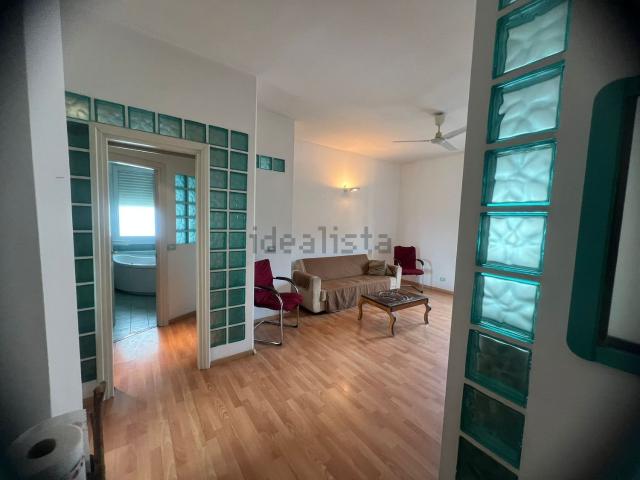 Appartamento in affitto di 100 m² in Via Olgettina, 5