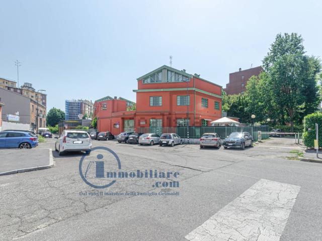Appartamento in affitto di 100 m² in Via Lodovico Il Moro, 30