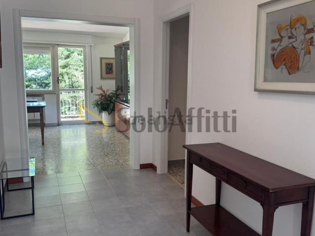 Appartamento in affitto di 100 m² in Via Lago Isoletta