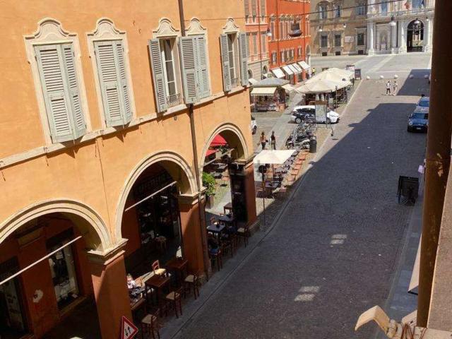 Appartamento in affitto di 100 m² in Via Luigi Carlo Farini