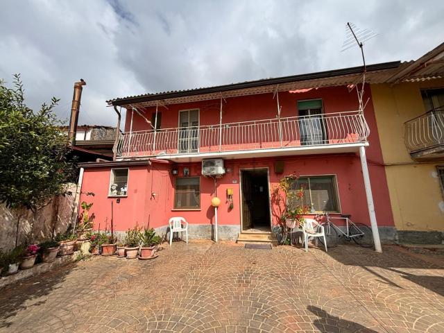 Appartamento in affitto di 100 m² in Via Monsignor Azio Davoli