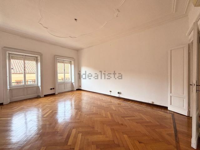 Appartamento in affitto di 100 m² in Via Monte di Pietà, 1
