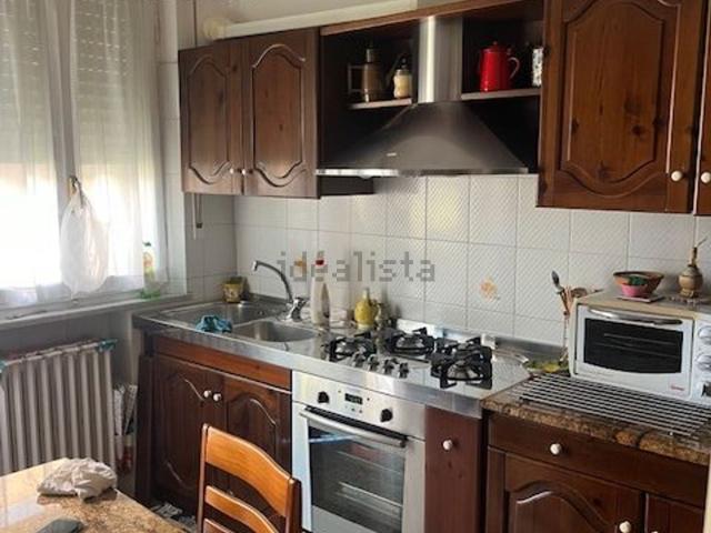 Appartamento in affitto di 100 m² in Via Monte San Michele