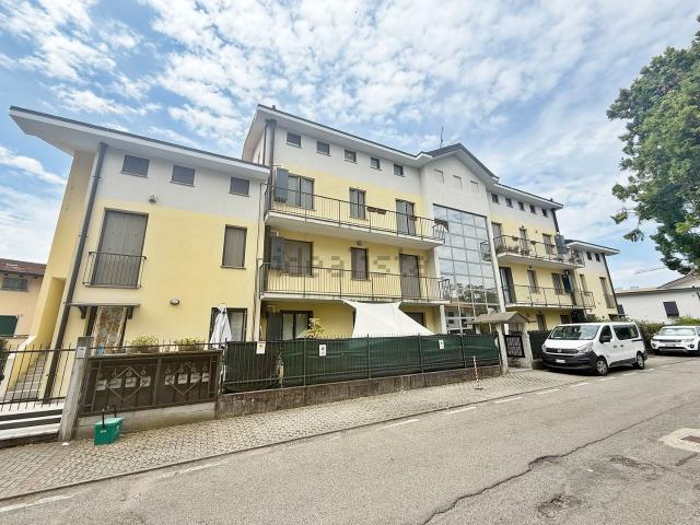 Appartamento in affitto di 100 m² in Via Montrucco, 11