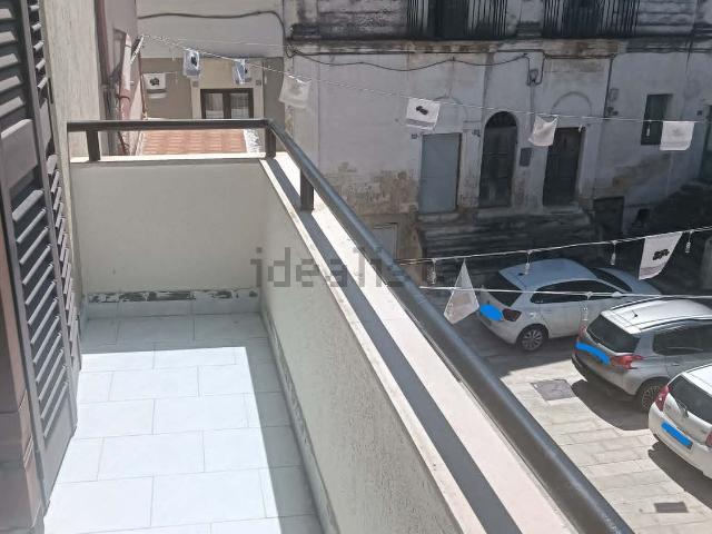 Appartamento in affitto di 100 m² in Via Madonna Croce, 13