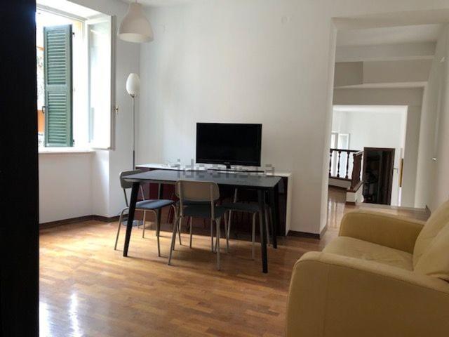 Appartamento in affitto di 100 m² in Via Manfredo Fanti