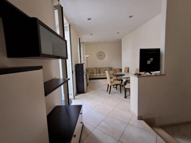 Appartamento in affitto di 100 m² in Via Marciano