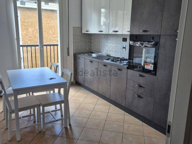 Appartamento in affitto di 100 m² in Via Martiri della Bettola
