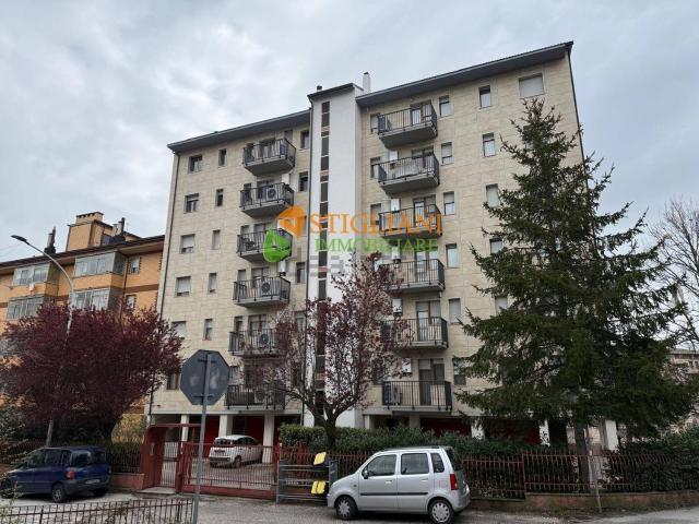 Appartamento in affitto di 100 m² in Via San Giovanni