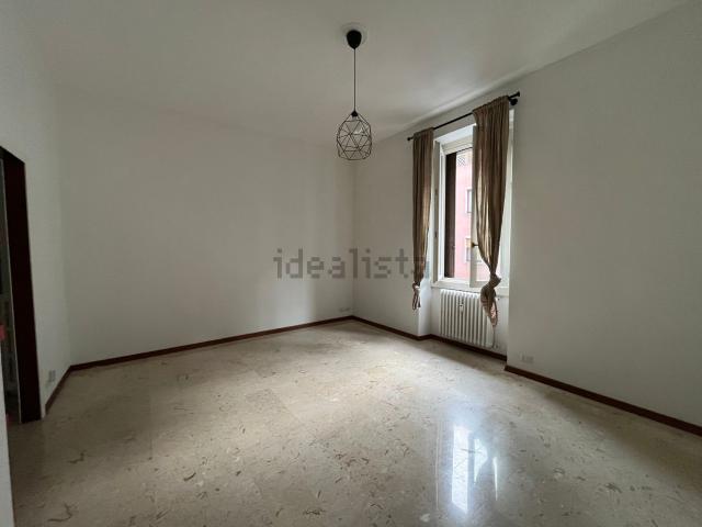 Appartamento in affitto di 100 m² in Via San Siro, 16