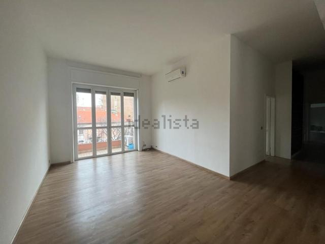 Appartamento in affitto di 100 m² in Via Sant&apos Eusebio, 26
