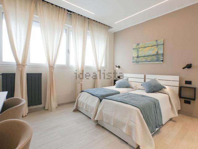 Appartamento in affitto di 100 m² in Via Santa Rita da Cascia, 13