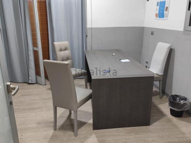 Appartamento in affitto di 100 m² in Via Sartania