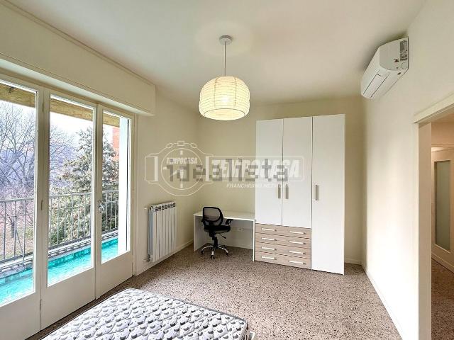 Appartamento in affitto di 100 m² in Via Passo Rolle, 43