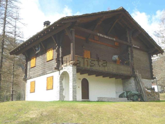 Appartamento in affitto di 100 m² in Via Pecetto