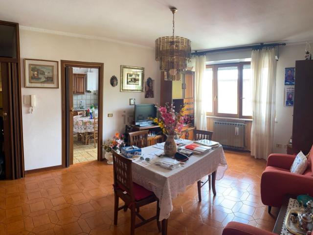 Appartamento in affitto di 100 m² in Via Pina Ballario, 6