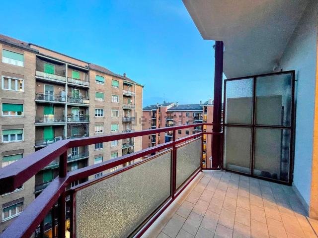 Appartamento in affitto di 100 m² in Via Privata Piero Martinetti, 14